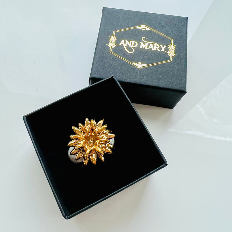 And Mary White & Gold Pineapple Ring